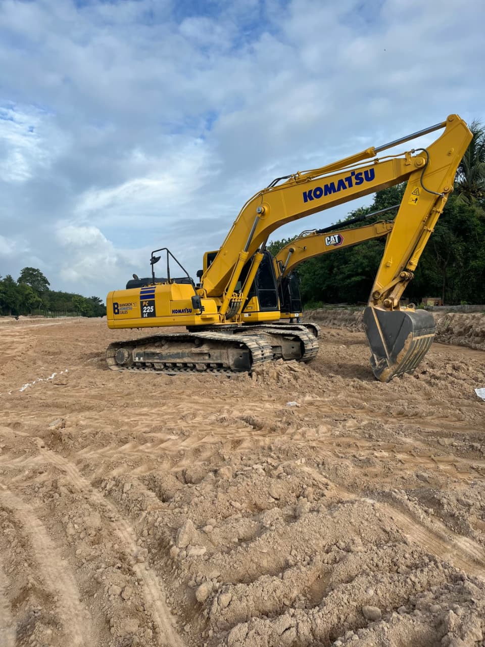 Harga Sewa Excavator Solo Jawa Tengah